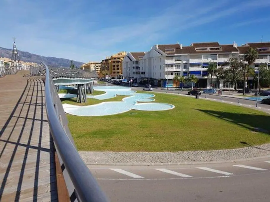 Spacious And Centrally Located Apartment In San Pedro De Alcantara Marbella